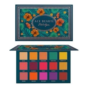 ACE BEAUTE NOSTALGIA EYESHADOW PALETTE - BNIB